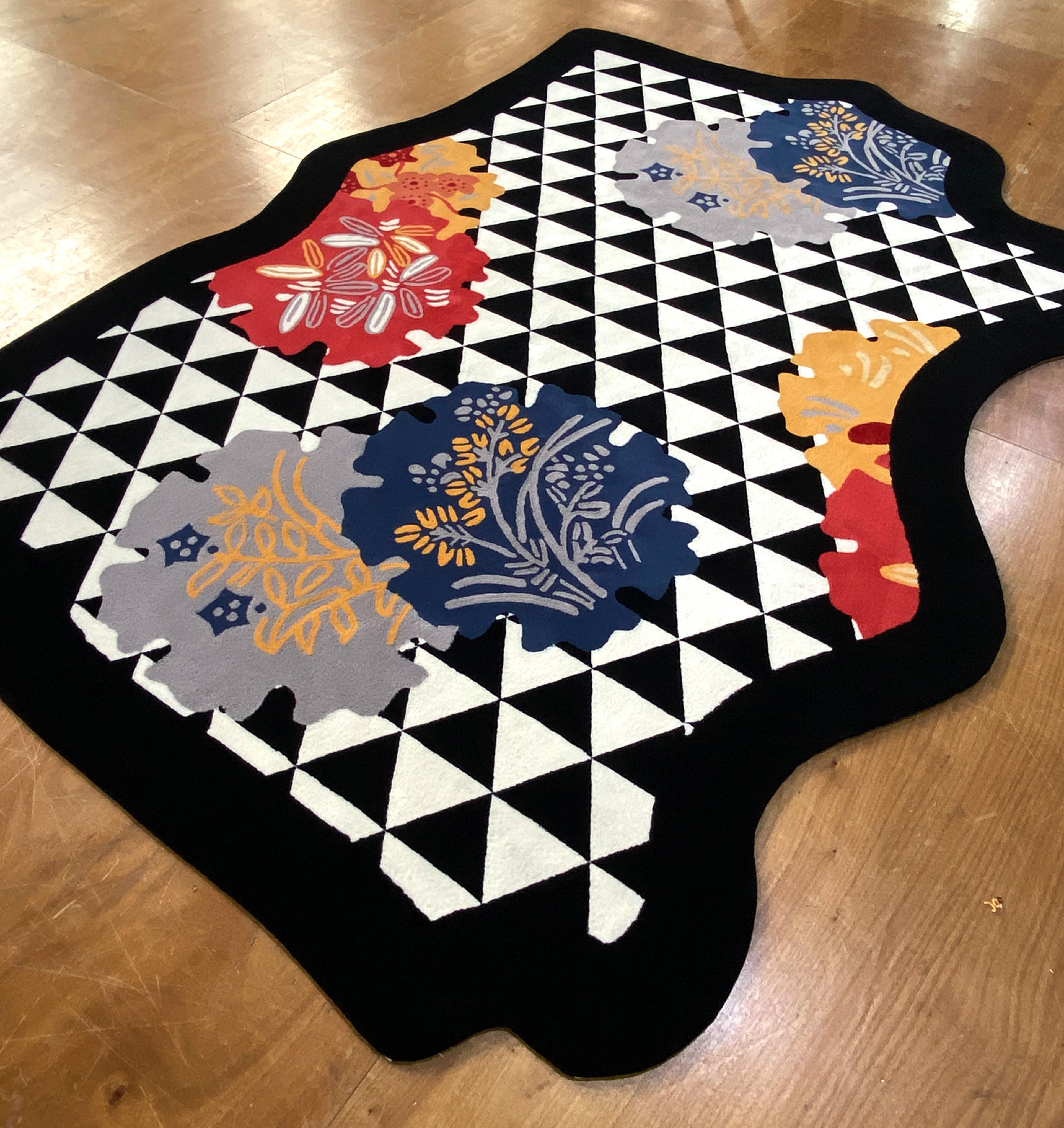 Irregular carpet