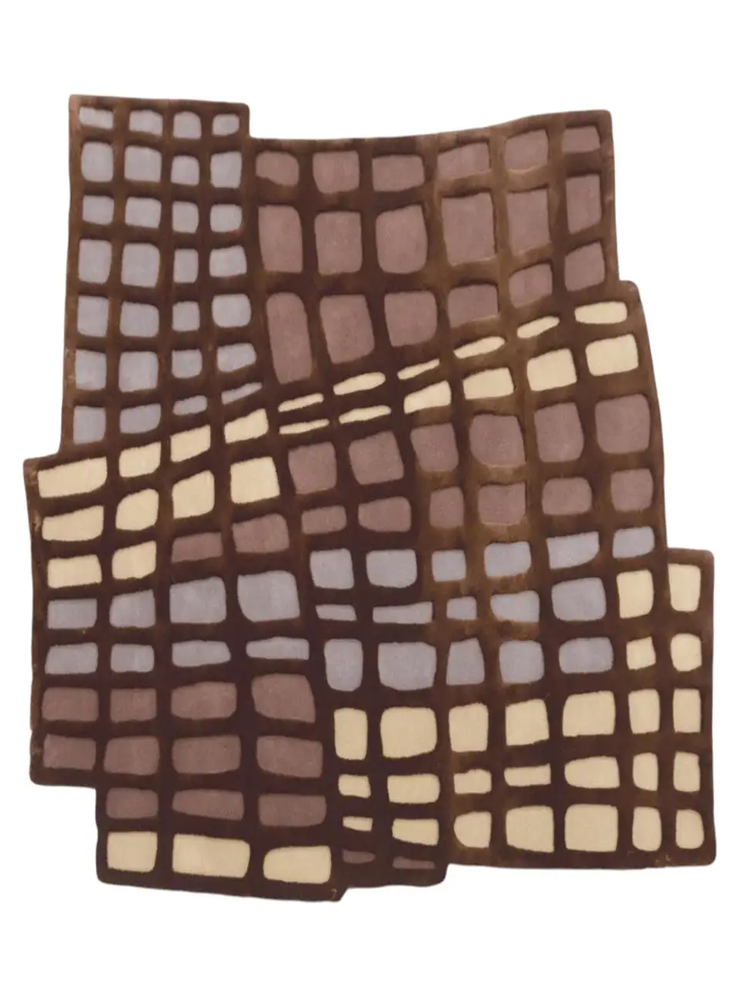 Irregular carpet