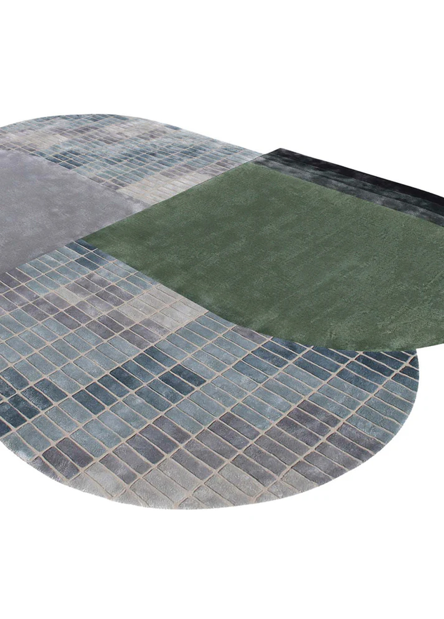 Irregular carpet