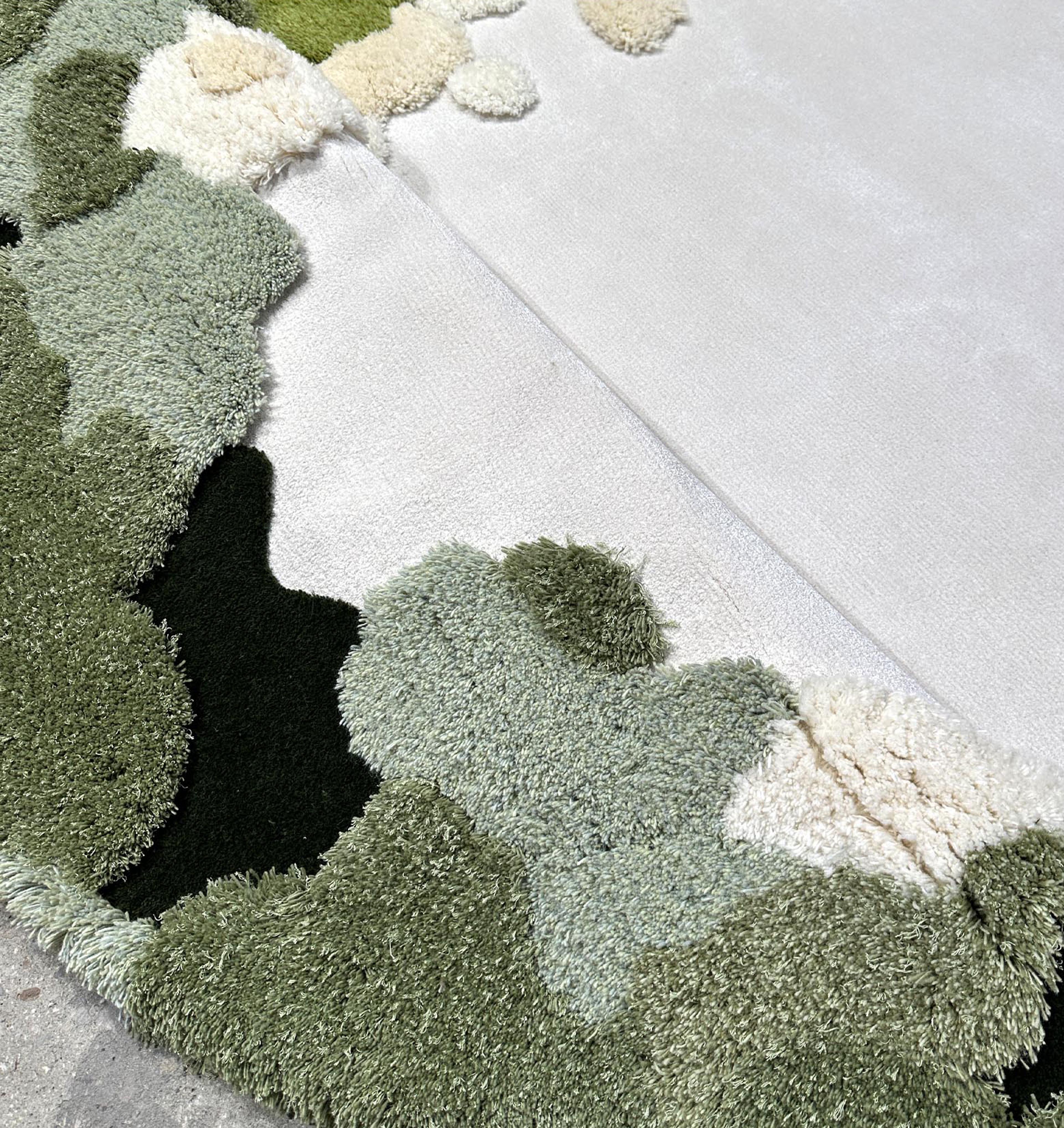 Irregular carpet