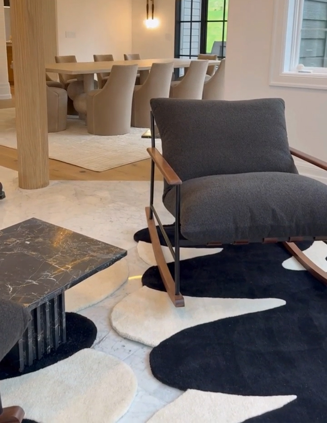 Irregular carpet