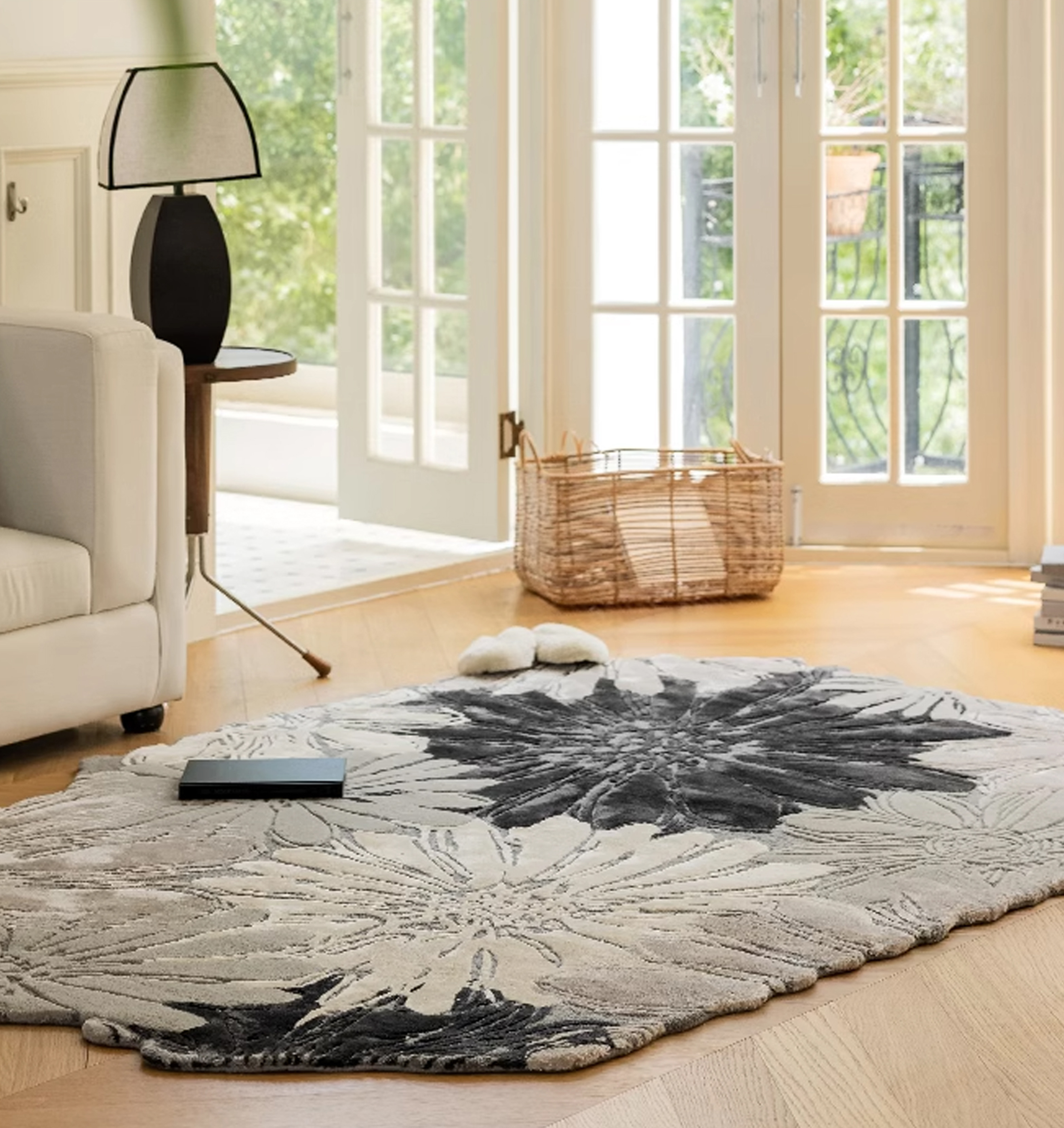 Irregular carpet