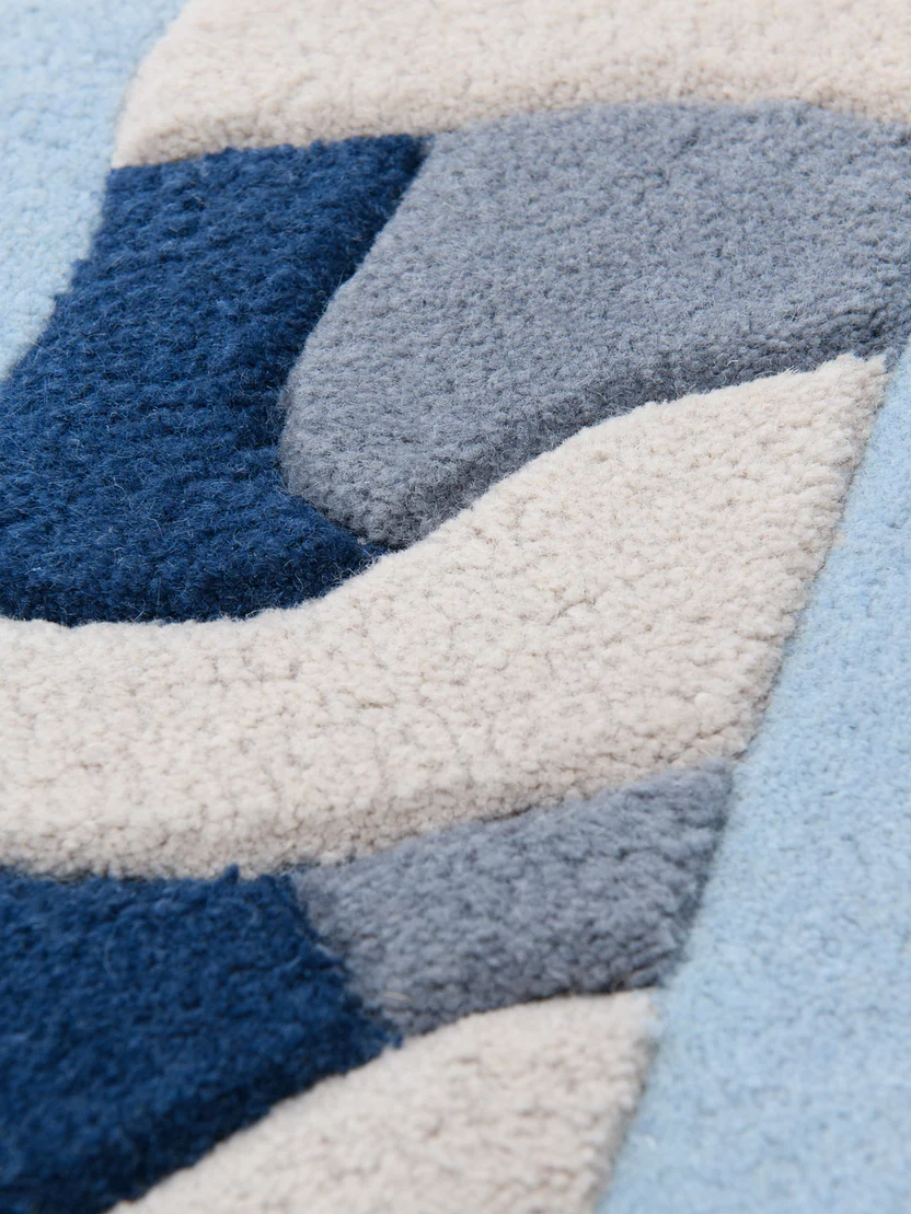 Irregular carpet
