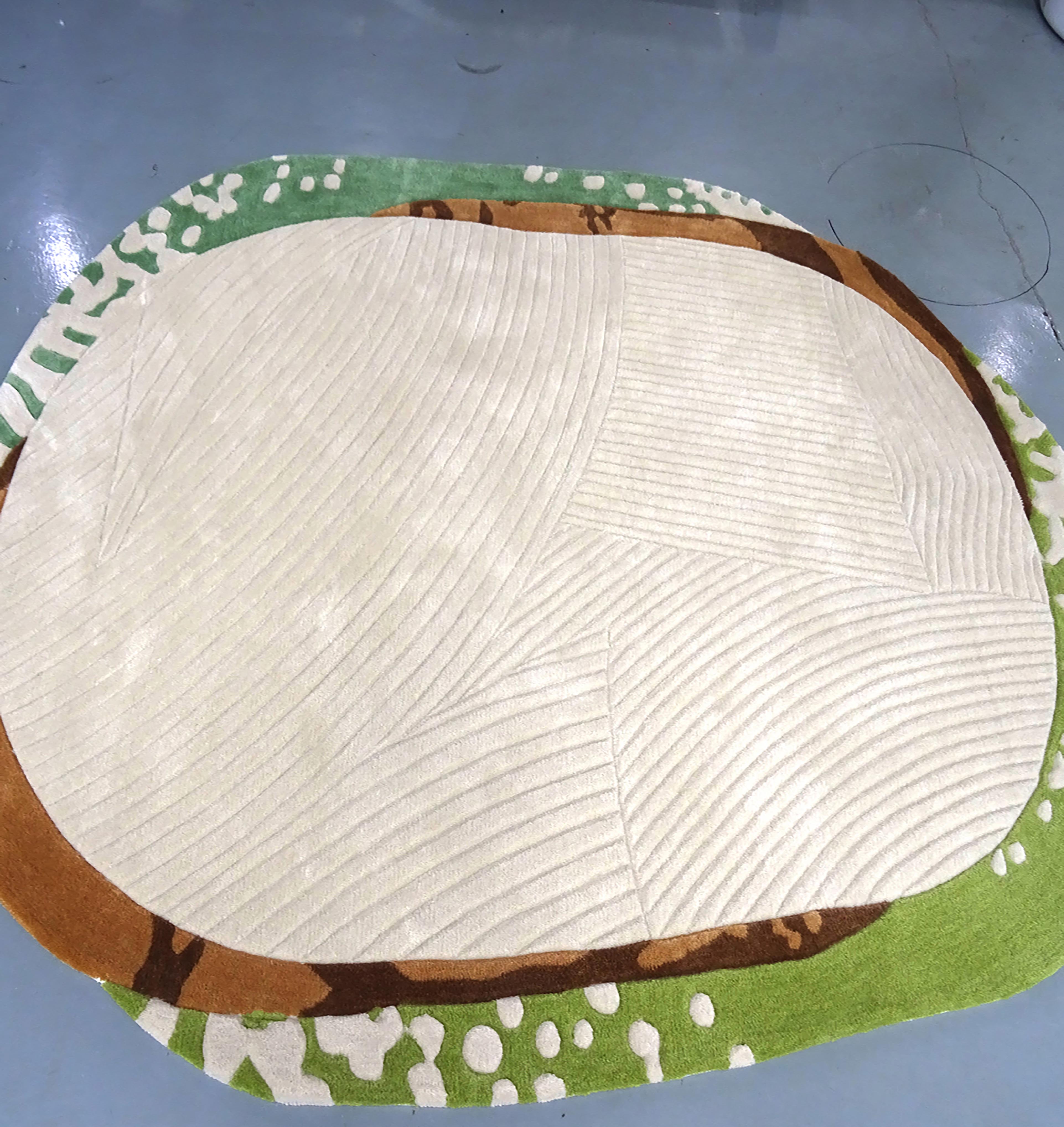 Irregular carpet